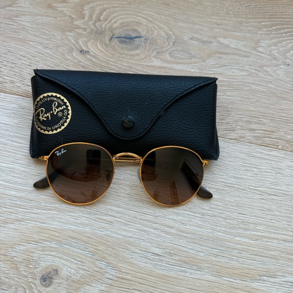 Ray-Ban Sunglasses - Polished Light Bronze Frame, Pink/Brown Gradient Lenses - Picture 3 of 4